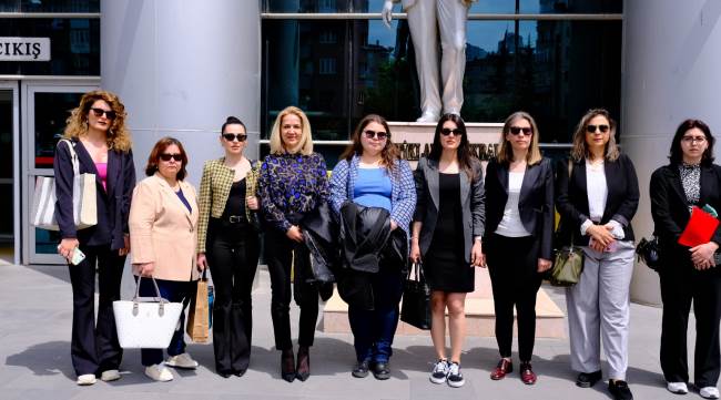 “TEKRAR DIŞARI ÇIKMAZ DEĞİL Mİ”