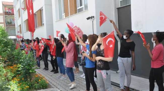 19 mayıs otobüsü bayram coşkusunu yaşattı