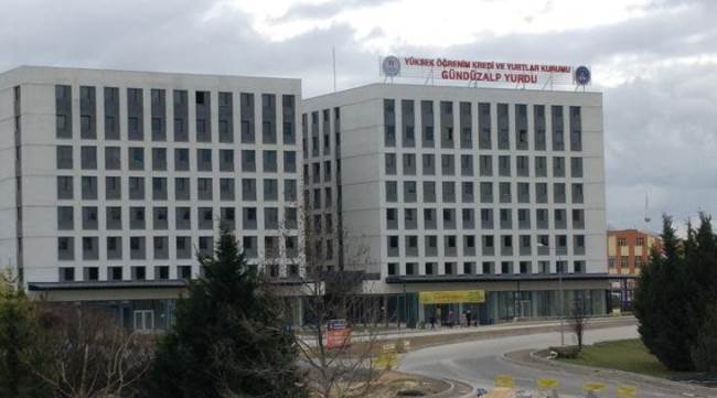 3 Öğrenci yurdu umreciler için boşaltıldı