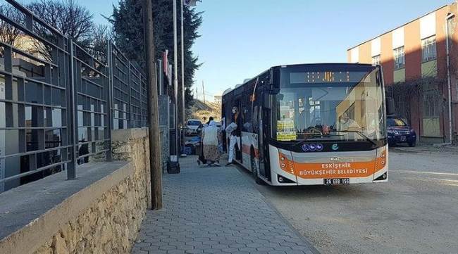 300 Umre ziyaretçisi Eskişehir'de izole altına alındı