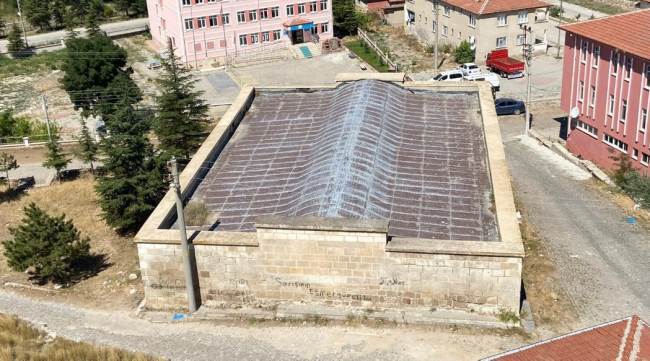 700 yıllık Kervansarayda ‘tadilat’ skandalı