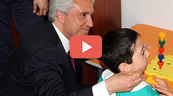 A.Ü.'DE ENGELLİLER BİRİMİ AÇILDI