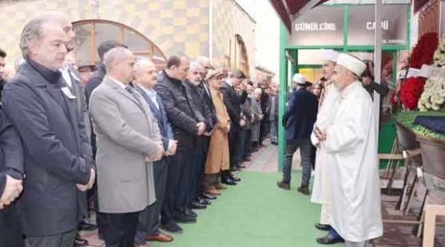 Adnan Kanatlı toprağa verildi