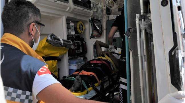 Asansör boşluğuna sıkışan şahıs ağır yaralandı