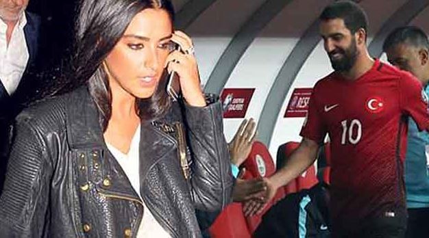 Aslıhan Doğan'dan Arda Turan'a olay gönderme!