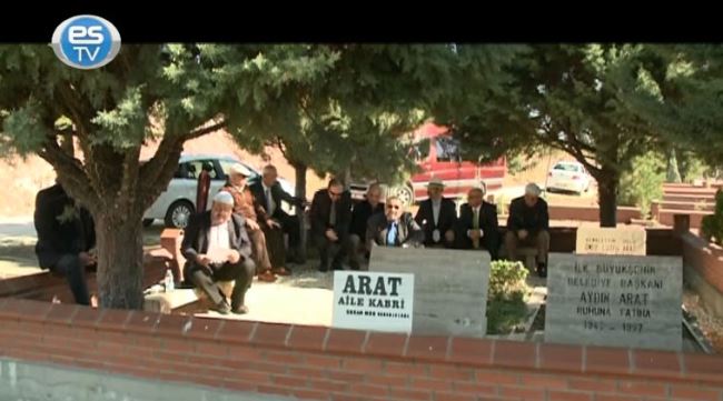 Aydın Arat mezaı başında anıldı