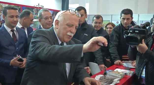 Bakan Avcı'dan Eskişehir standına özel ilgi