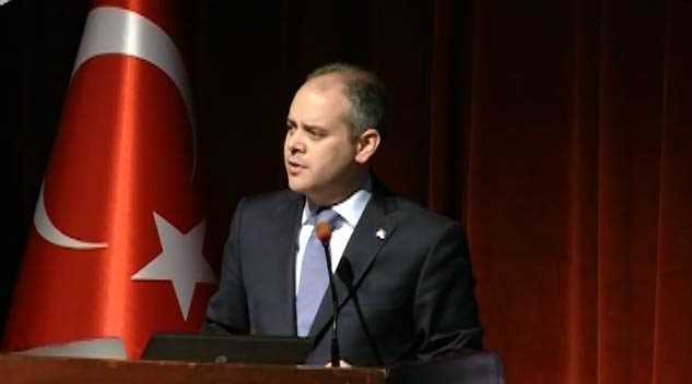 Bakan'dan gençlere evlilik tavsiyesi