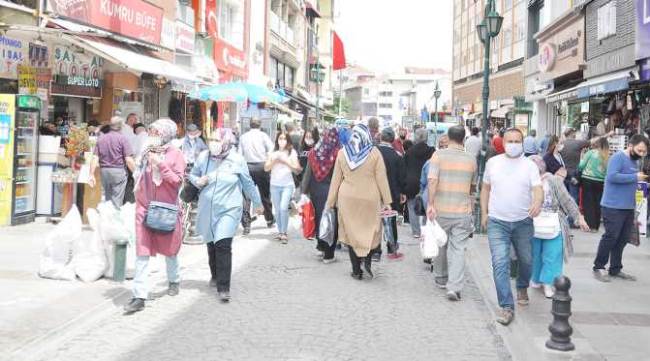 Bayram telaşesi eskişehirlileri sokağa döktü
