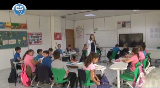 Bin eğitimci görevden alındı