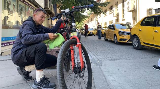 Bisikletli taksici!