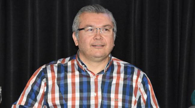 Bu seneyi atlatmalıyız