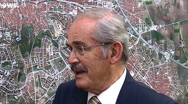 Büyükerşen aday olacak mı?