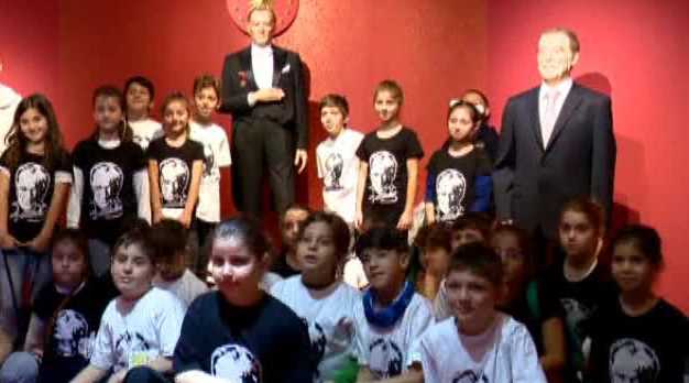 Büyükerşen'den anlamlı hediye