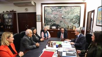 BÜYÜKERŞEN ZİYARETÇİLERİNİ AĞIRLAMAYA DEVAM EDİYOR