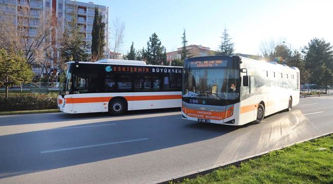 Büyükşehir'den sağlık çalışanlarına ulaşım desteği