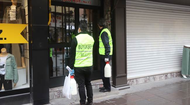 Büyükşehir ekipleri 2 gün boyunca hizmette kusur etmedi
