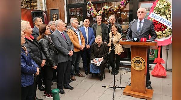 Ceren Özdemir Adalar Gençlik Merkezi açıldı