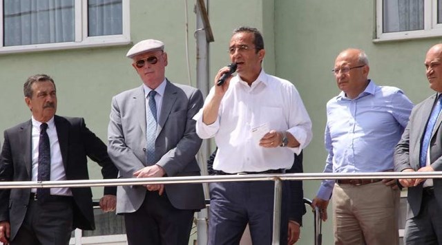 CHP Genel Başkan Yardımcısı Parti Sözcüsü Bülent Tezcan Eskişehir'de konuştu