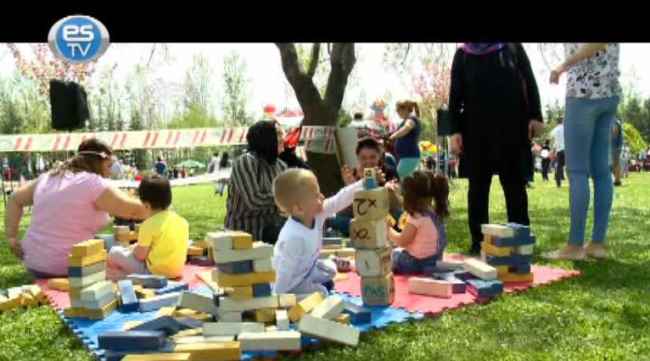 Çocuklar Sazova'da bayram yaptı