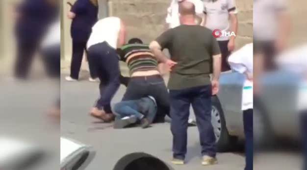 Doktoru bacağından yaraladı!