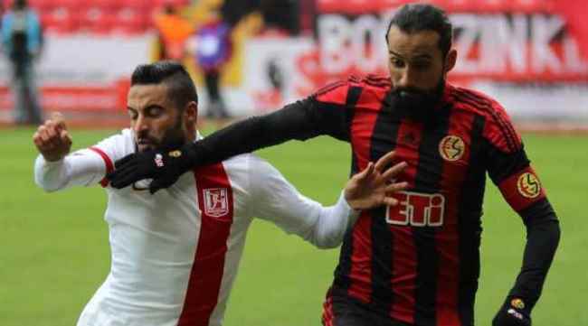 Erkan Zengin cezalı duruma düştü