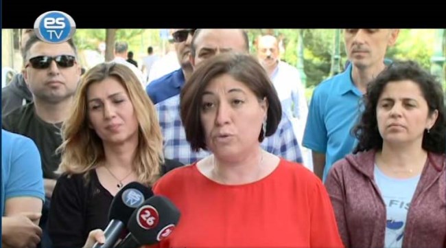 Eroğlu adaylıktan çekildi