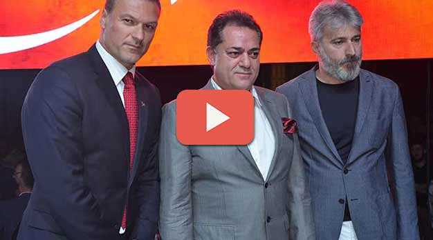 Es Es camiası demokrasi nöbetinde