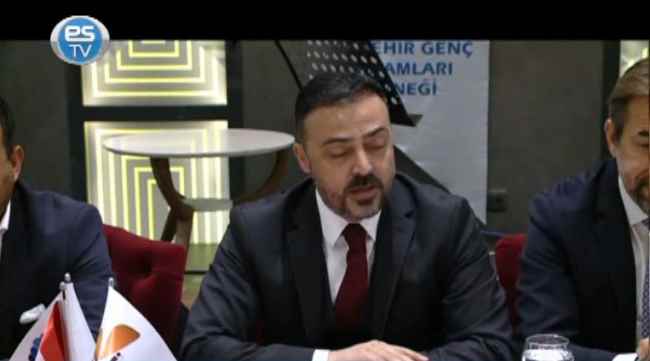 ESGİAD'da görev değişimi