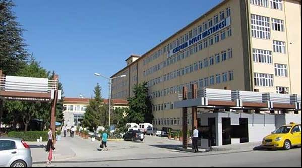 Eski Devlet Hastanesi binasında yıkım çalışması başladı