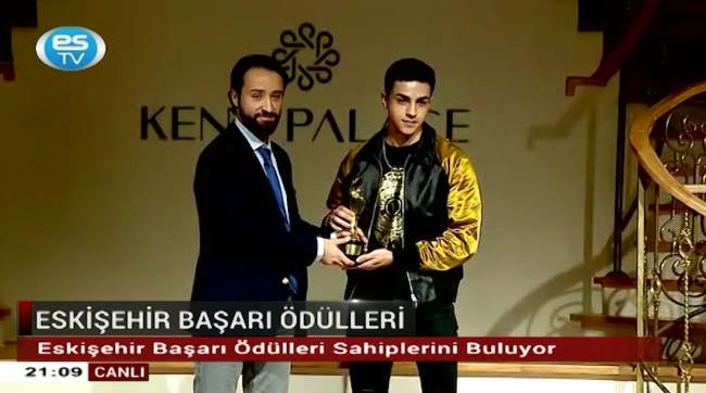 Eskişehir başarı ödülleri sahiplerini buldu