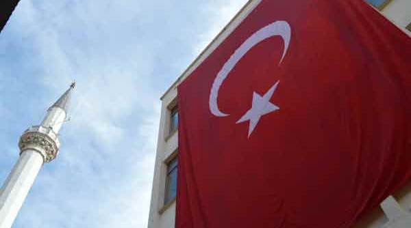 Eskişehir bayraklarla donatıldı!