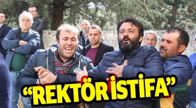 Eskişehir'de "rektör istifa" sloganları!