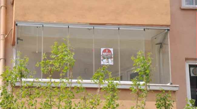 Eskişehir'de 1 Mayıs balkonlardan kutlandı