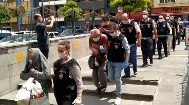 Eskişehir'de 15 şüpheli yakalanarak gözaltına alındı