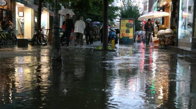 Eskişehir'de adeta gök delindi!