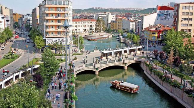 Eskişehir’de içkili yerler bölgesi tartışmaları sürüyor