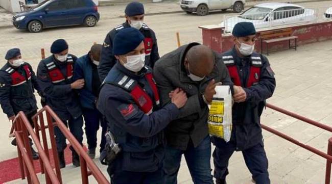 Eskişehir’de milyonlarca liralık sahte parayla yakalandılar