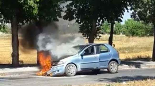 Eskişehir'de seyir halindeki araç bir anda alev aldı