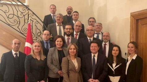 ESKİŞEHİR FRANSA HAVACILIK ALANINDA EL SIKIŞTI