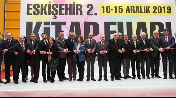 ESKİŞEHİR KİTAP FUARI AÇILDI
