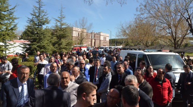 Eskişehir Osmangazi Üniversitesi'nse silahlı saldırı