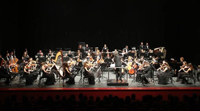 ESKİŞEHİR SENFONİ ORKESTRASINA BİLECİK'TE BÜYÜK İLGİ