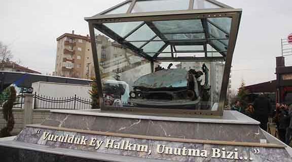 Eskişehir Uğur Mumcu'yu andı