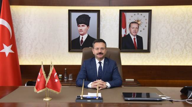  ESKİŞEHİR YENİ VALİSİNE KAVUŞTU!