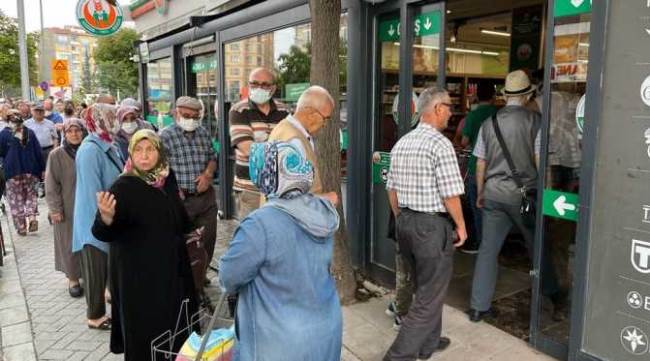 Eskişehirliler indirime akın etti