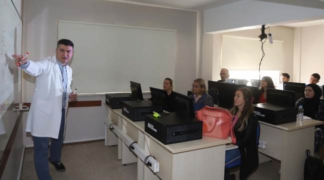 Esmek'te 6 farklı alanda kurs kayıları başladı