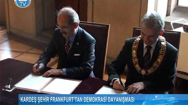 Frankfurt'tan demokrasi dayanışması