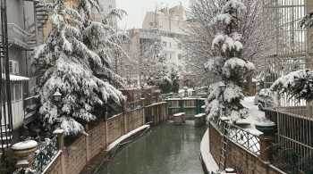 GECE BAŞLAYAN YOĞUN KAR 10 SANTİMETREYİ GEÇTİ