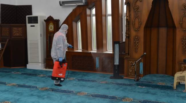 İlaçlama çalışmaları devam ediyor